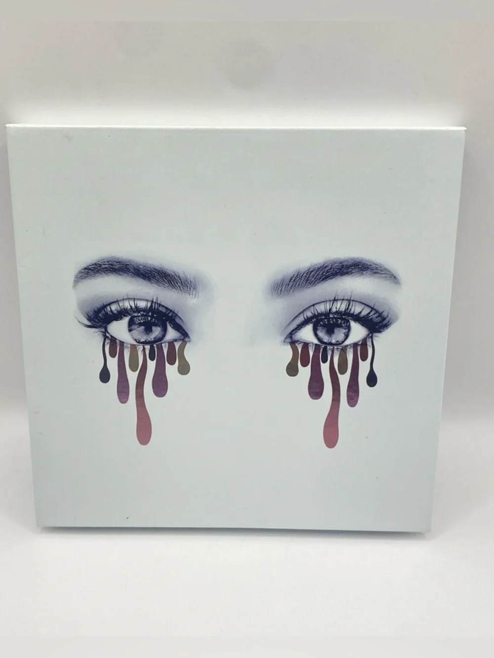 Kylie Cosmetics The‎ Burgundy Eyeshadow Palette